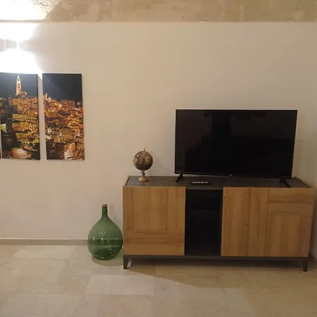 Appartement Rosselli 64 *