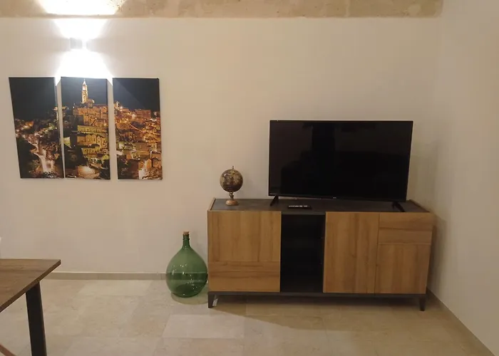 Apartament Rosselli 64 *